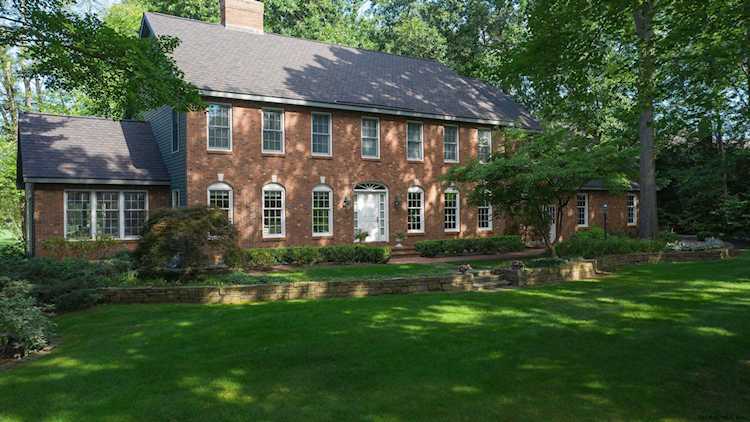 6 East Ridge Rd Loudonville, NY 12211