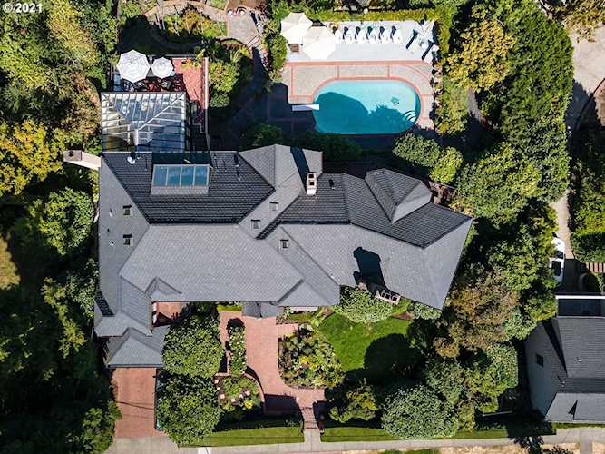 2611 NW Westover Rd Portland, OR 97210