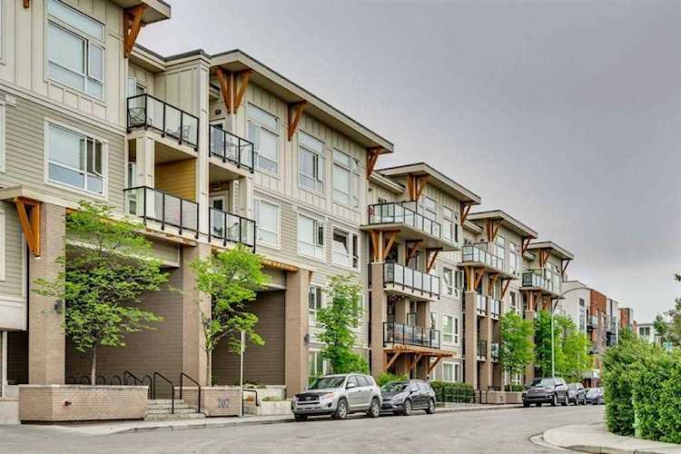 721 4 St NE #434 Calgary, AB T2E 3S7