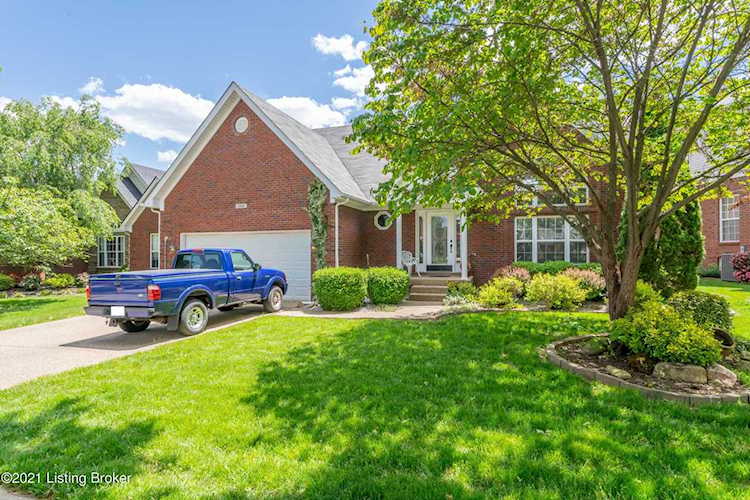 13607 Meadow Vista Ct Louisville, KY 40299 | MLS 1586642 Photo 1