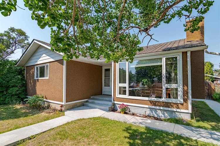9715 Austin Rd SE Calgary, AB T2J 0Z1