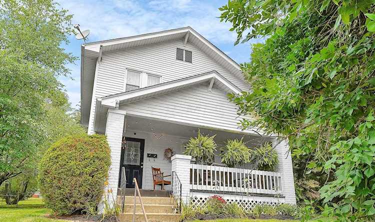 390 Garfield Avenue Newark, OH 43055