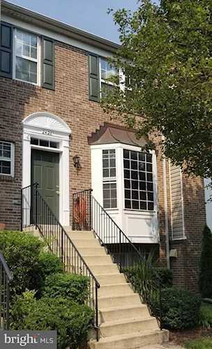 2428 Lizbec Ct Crofton, MD 21114
