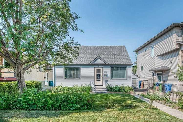 602 25 Ave NE Calgary, AB T2E 1Y5