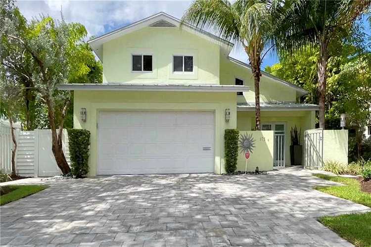 675 Ponce De Leon Dr Fort Lauderdale, FL 33316