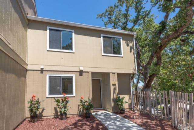 8 Park Crest Court Novato, CA 94947 | MLS 321065952 Photo 1