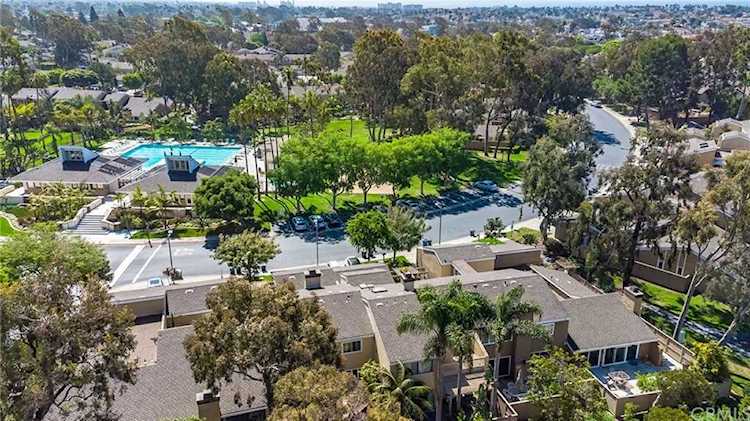 19874 Deep Harbor Dr Huntington Beach, CA 92648 | MLS NP21160078 Photo 1