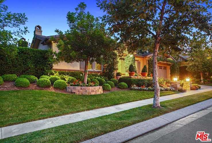 25410 Prado De Las Peras Calabasas, CA 91302