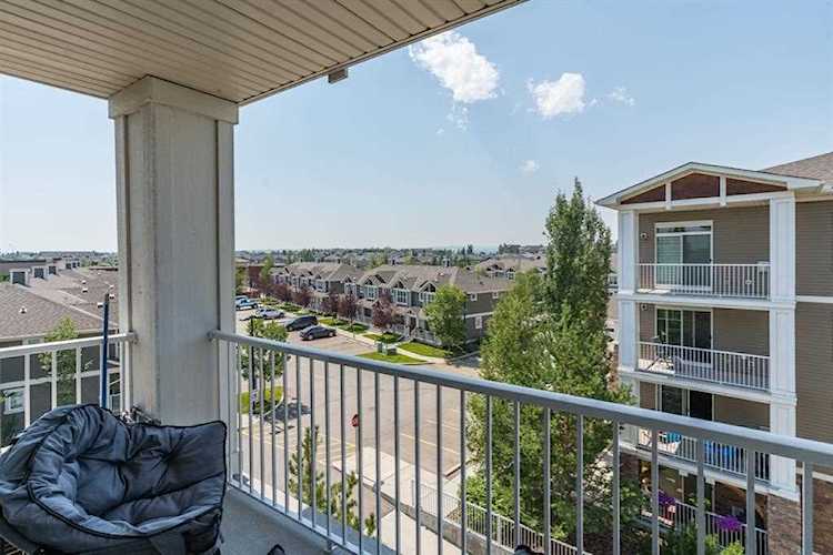 304 Cranberry Park SE #401 Calgary, AB T3M 1W2