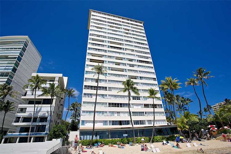 2895 Kalakaua Avenue #409 Honolulu, HI 96815