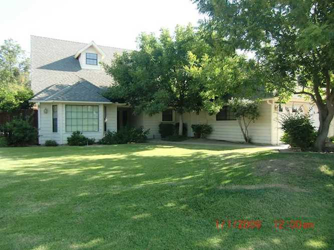 301 W Paul Avenue Clovis, CA 93612