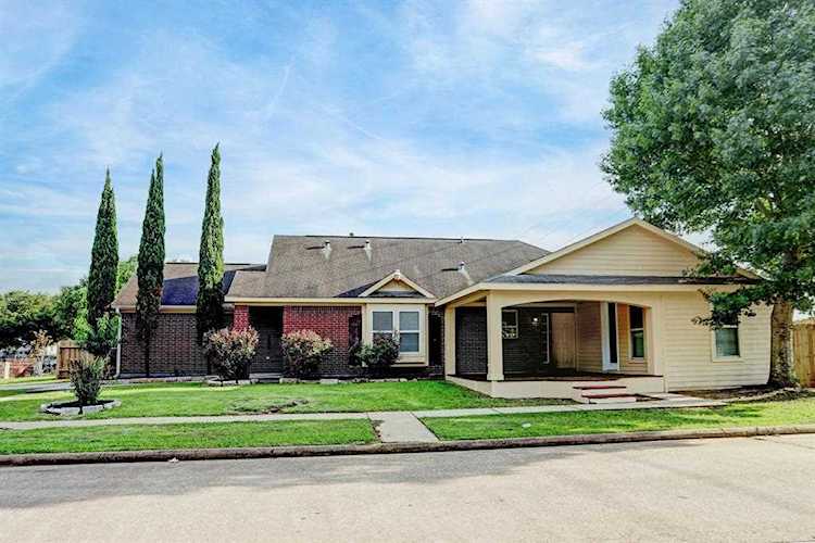7139 Curlew Dr Cypress, TX 77433