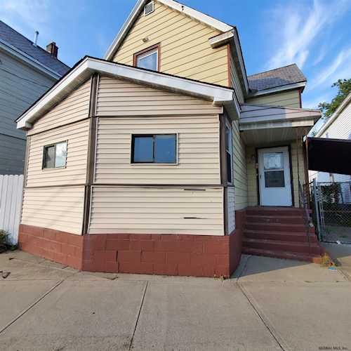 345 Duane Av Schenectady, NY 12307
