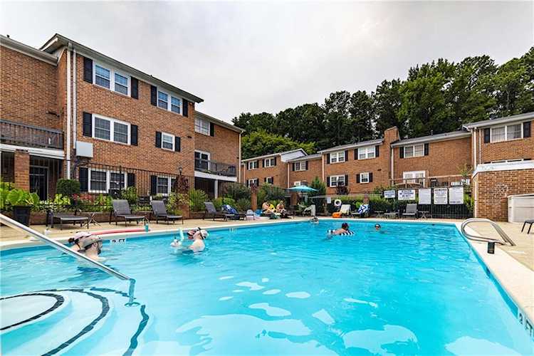 6520 Roswell Rd #48 Sandy Springs, GA 30328 | MLS 6920265 Photo 1