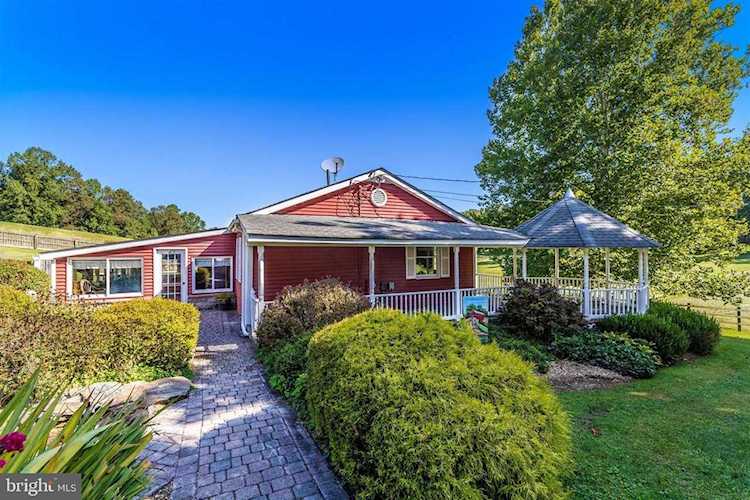3384 Old Gamber Rd Finksburg, MD 21048