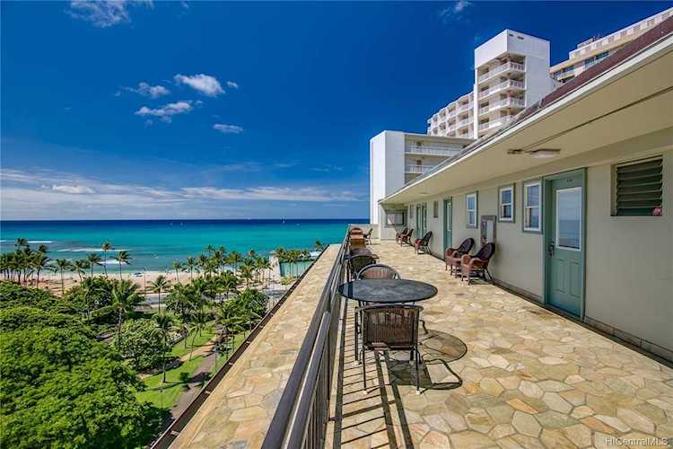 134 Kapahulu Avenue #604 Honolulu, HI 96815 | MLS 202119387 Photo 1