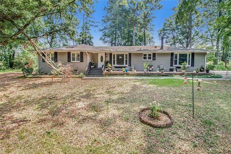 2399 Brand Rd Powder Springs, GA 30127