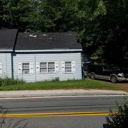 7 Basket St Huntington, MA 01050
