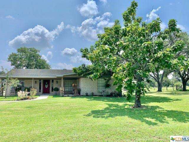 683 Spanish Grant Rd Goliad, TX 77963