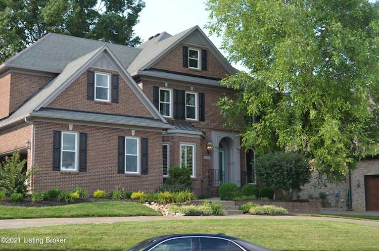 14901 Forest Oaks Dr Louisville, KY 40245