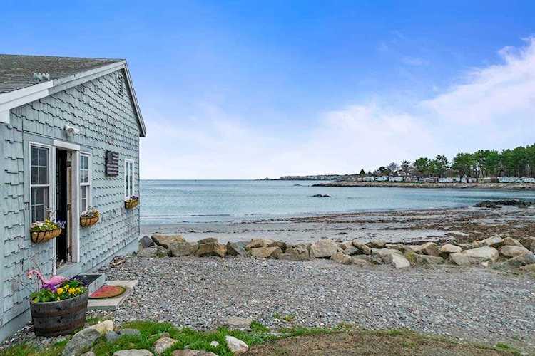 71 Shore Rd York, ME 03902