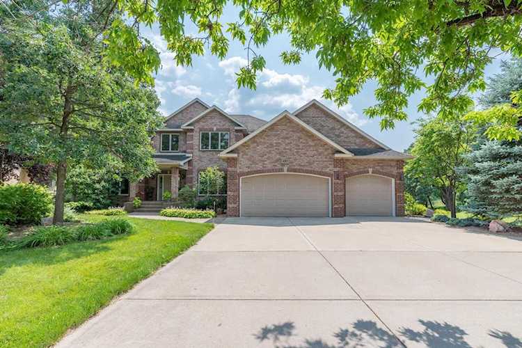 4301 Overlook Drive Bloomington, MN 55437
