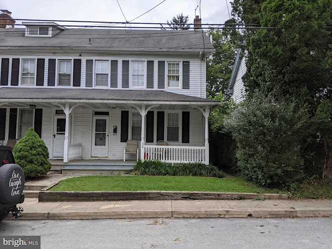32 N Prince St Millersville, PA 17551