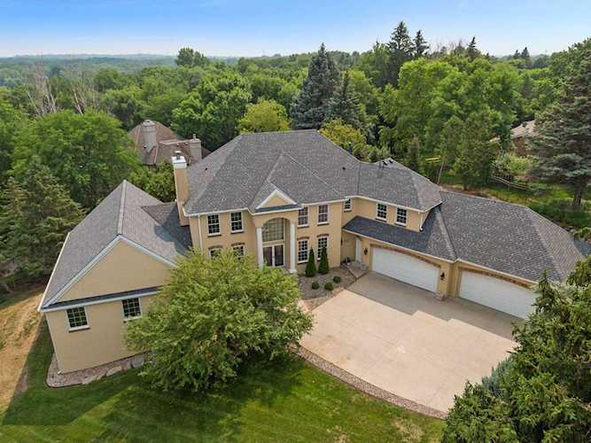 2382 Cherrywood Road Minnetonka, MN 55305