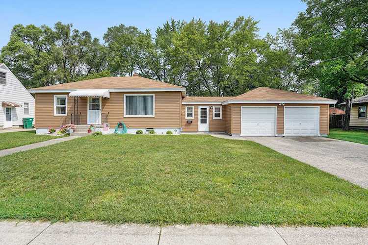 221 SW Crown St Grand Rapids, MI 49548 | MLS 21095523 Photo 1