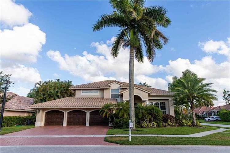 19114 Cloister Lake Ln Boca Raton, FL 33498