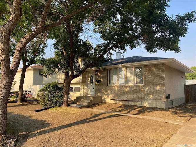 235 N Mccarthy Blvd Regina, SK S4R 5R5