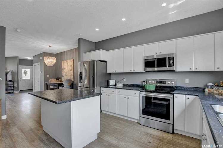 4341 James Hill Rd Regina, SK S4W 0L4