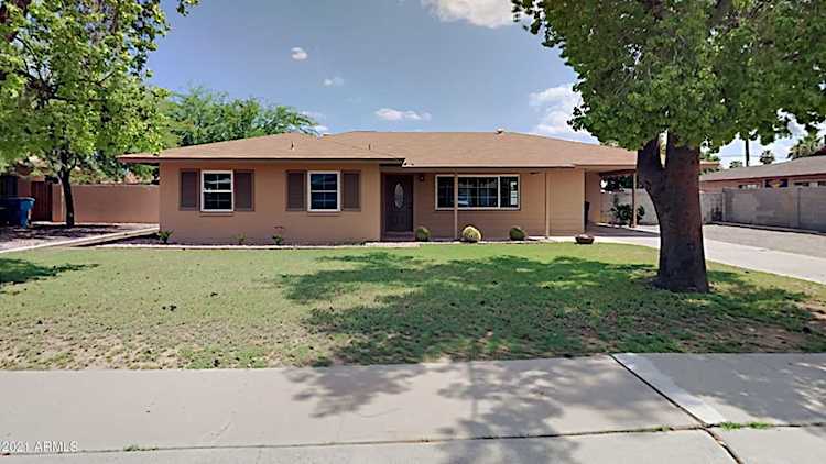 2401 W Greenbriar Drive Phoenix, AZ 85023 | MLS 6270588 Photo 1