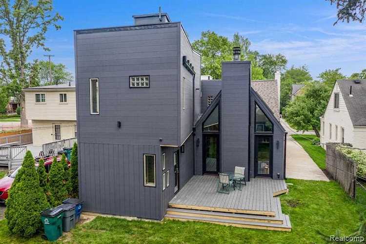 1740 S Bates St Birmingham, MI 48009