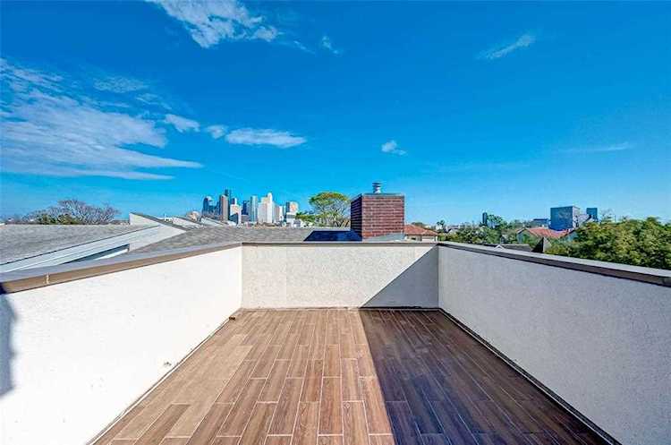 2008 Crocker St Houston, TX 77006