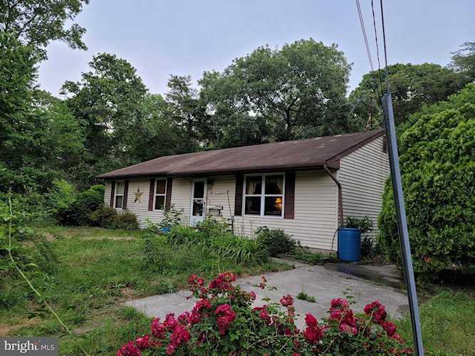 76 Watsons Mill Rd Elmer, NJ 08318