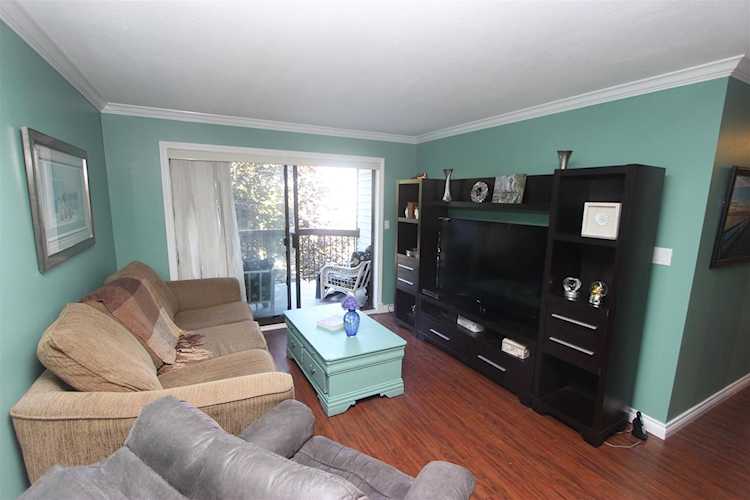 15290 Thrift Avenue #202 White Rock, BC V4B 2L2