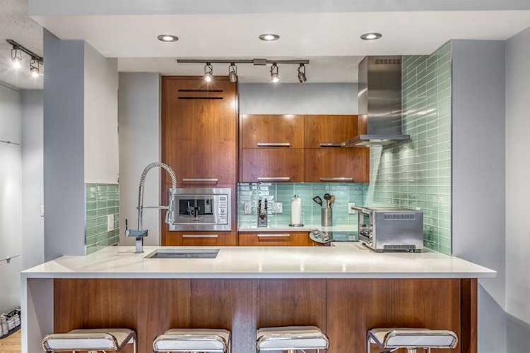 738 3 Ave SW #1205 Calgary, AB T2P 0G7