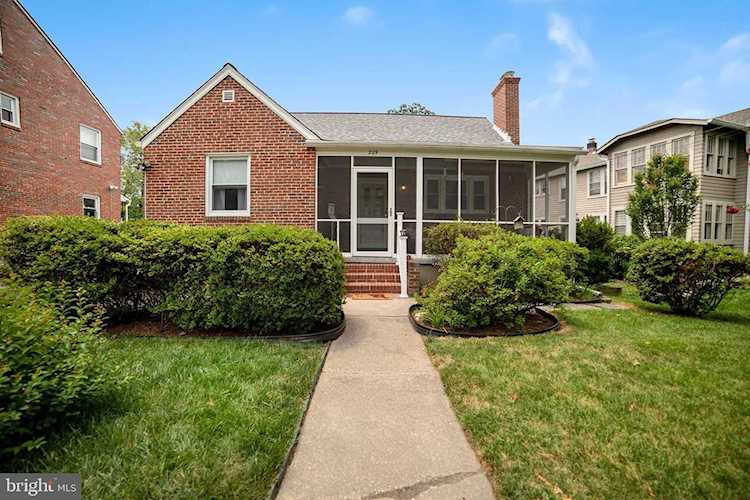 209 Beechwood Ave N Catonsville, MD 21228 | MLS ® MDBC2004288 Photo 1