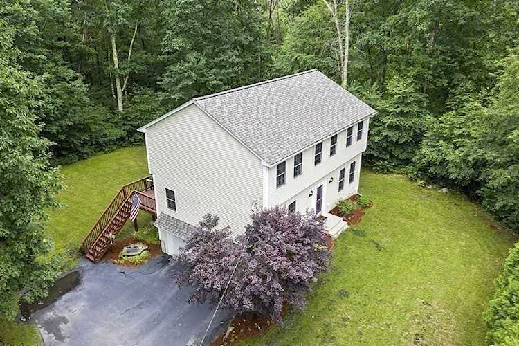 189 Maple Street Douglas, MA 01516