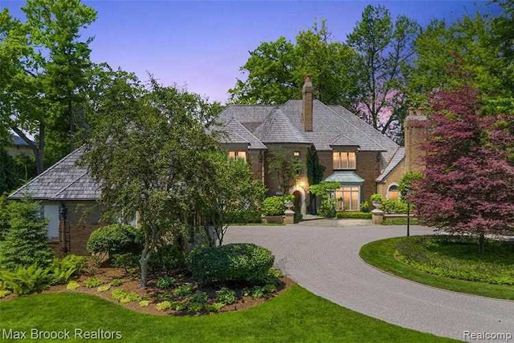 3424 Franklin Rd Bloomfield Twp, MI 48302