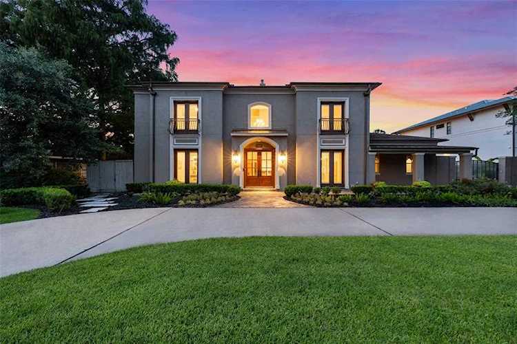 5408 Maple St Bellaire, TX 77401