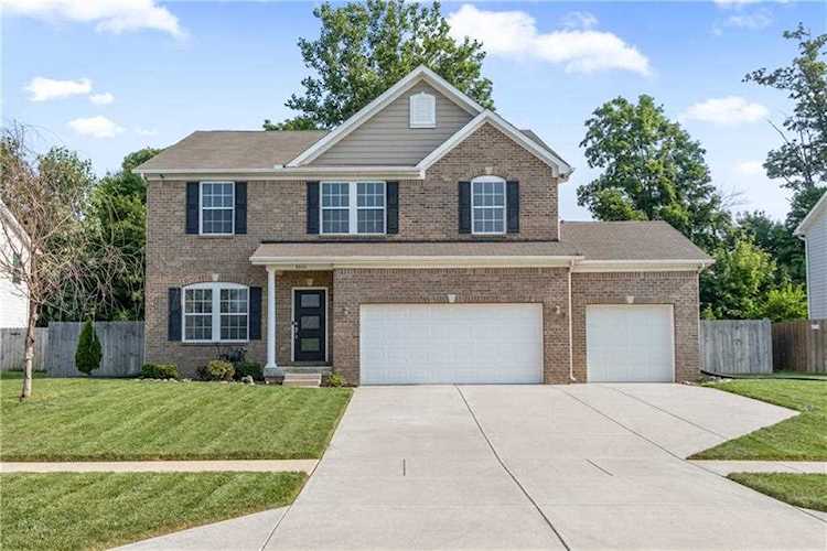 3056 Reflection Ct Greenwood, IN 46143 | MLS 21802141 Photo 1