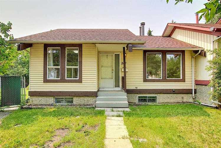 247 Whitehill Place NE Calgary, AB T1Y 3G5
