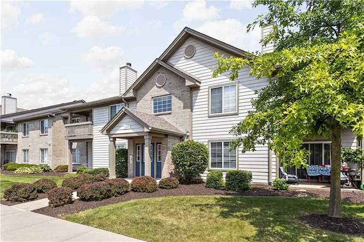 241 Legends Creek Place #208 Indianapolis, IN 46229