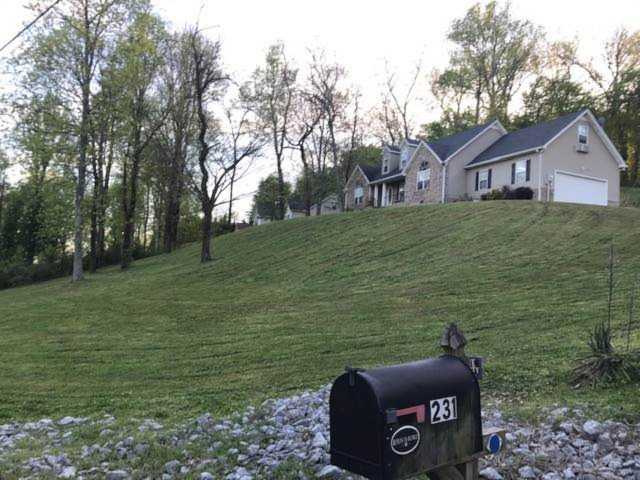 231 Emily Ln Bell Buckle, TN 37020