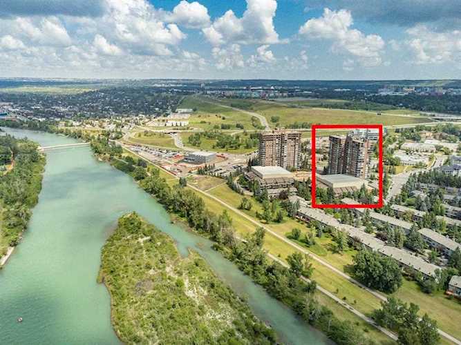 145 Point Dr NW #406 Calgary, AB T3B 4W1