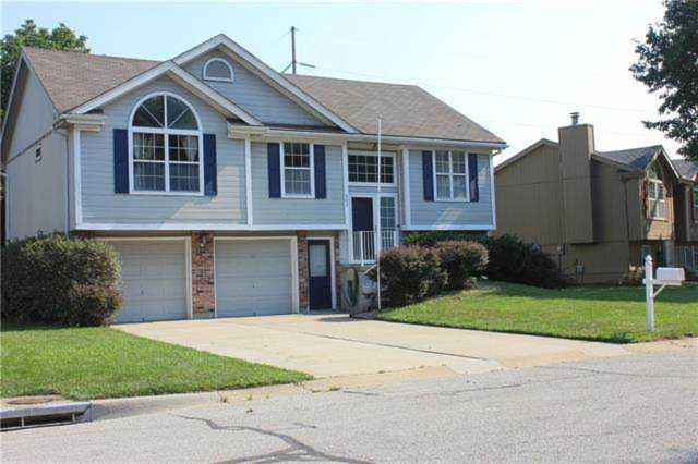 603 SE Steeple Ln Blue Springs, MO 64014 | MLS 2336572 Photo 1