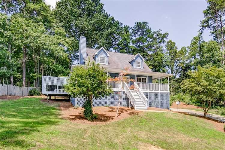 2425 Mills Wood Run Canton, GA 30114