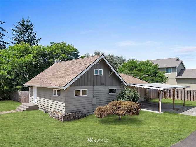 301 Longmire St NW Yelm, WA 98597 - home for sale for $370,000 Photo 1